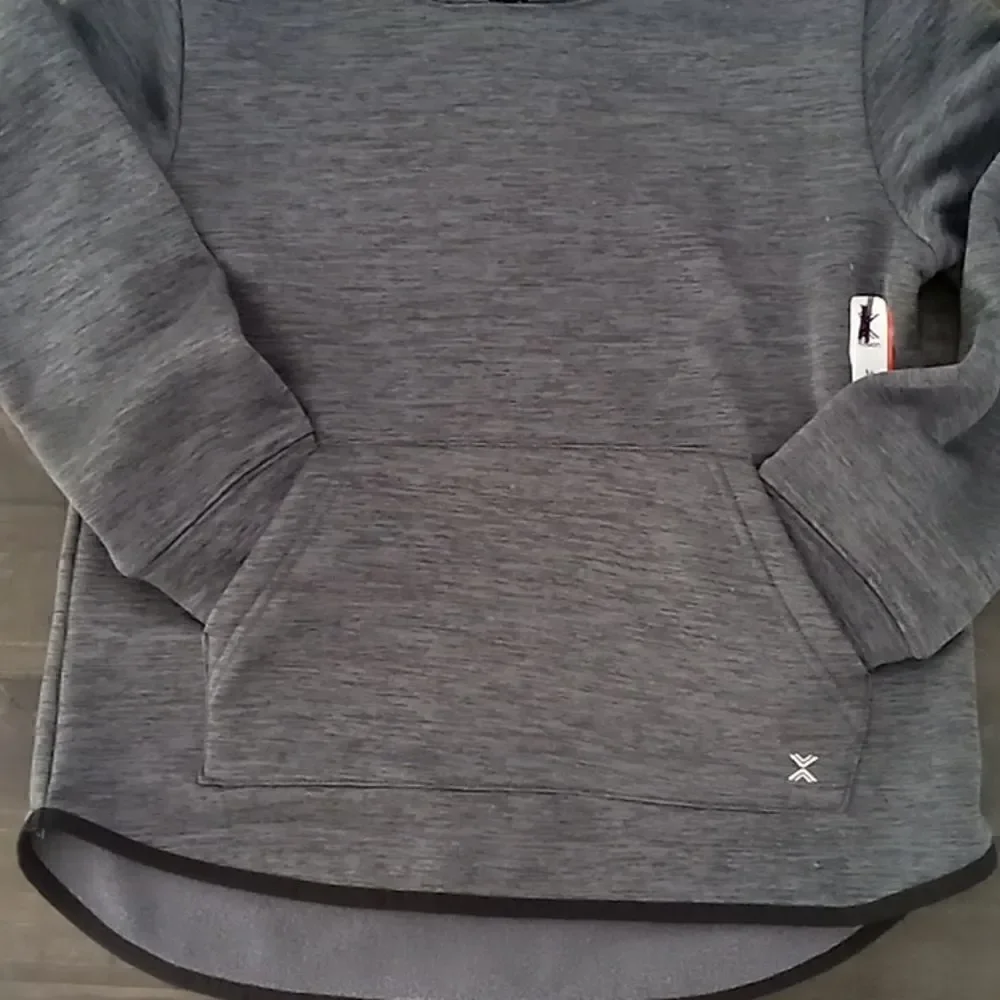 Excursion pullover  size 10-12 medium colored charcoal